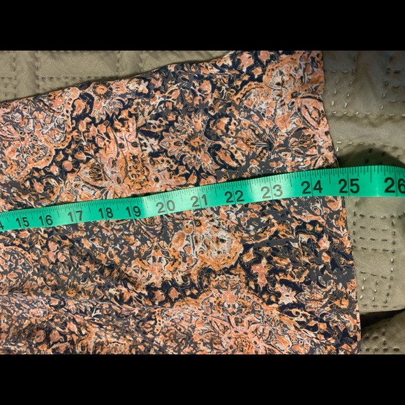 NEW! Maurices Top - Picture 9 of 12